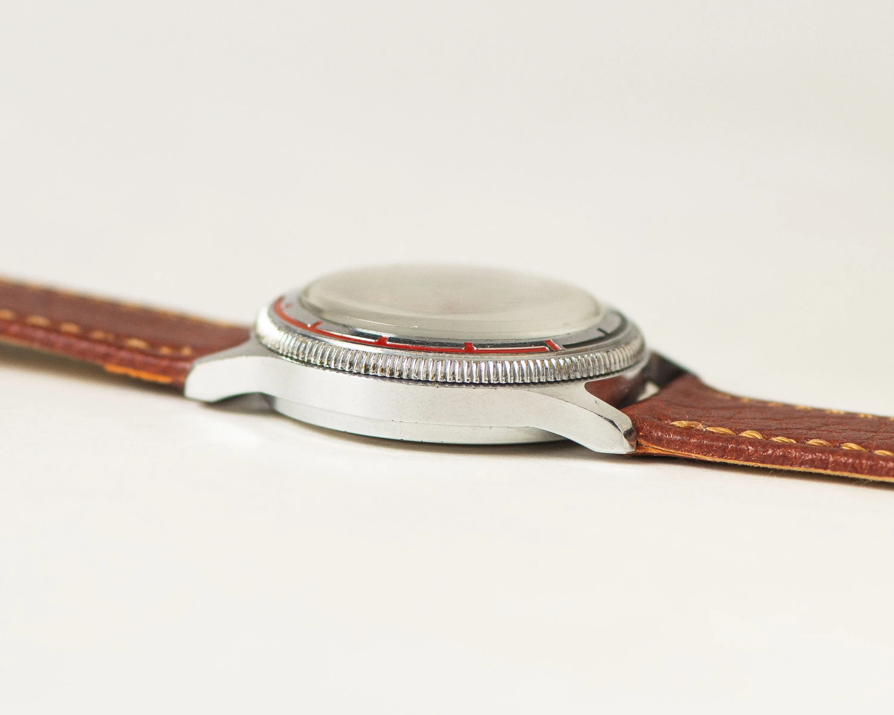 Amphibian watch for women Vostok Desert Shield, waterproof watch for export, chunky watch US flag tomboy wristwatch Gulf War leather strap