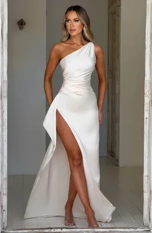 Antigona® | Cocktail Dress With One Shoulder