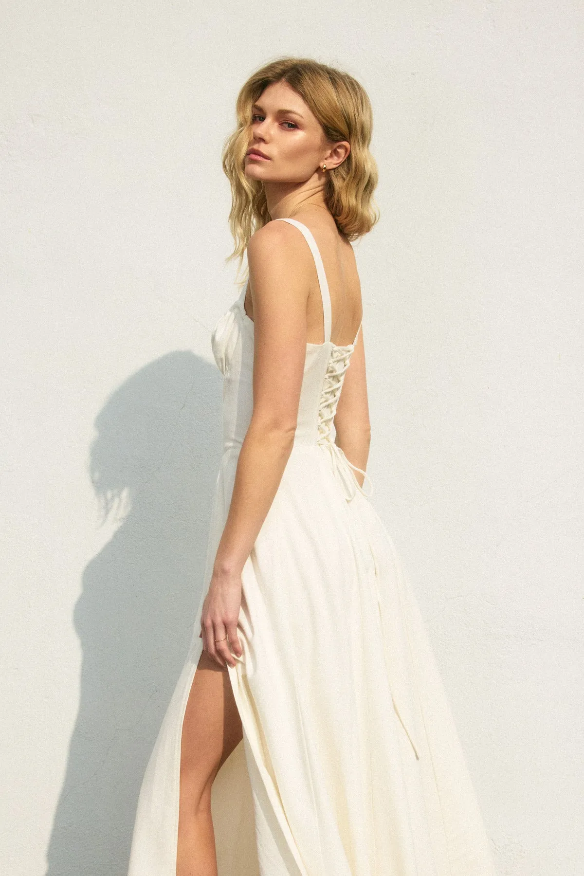 Arie Corset Sweetheart Midi Dress