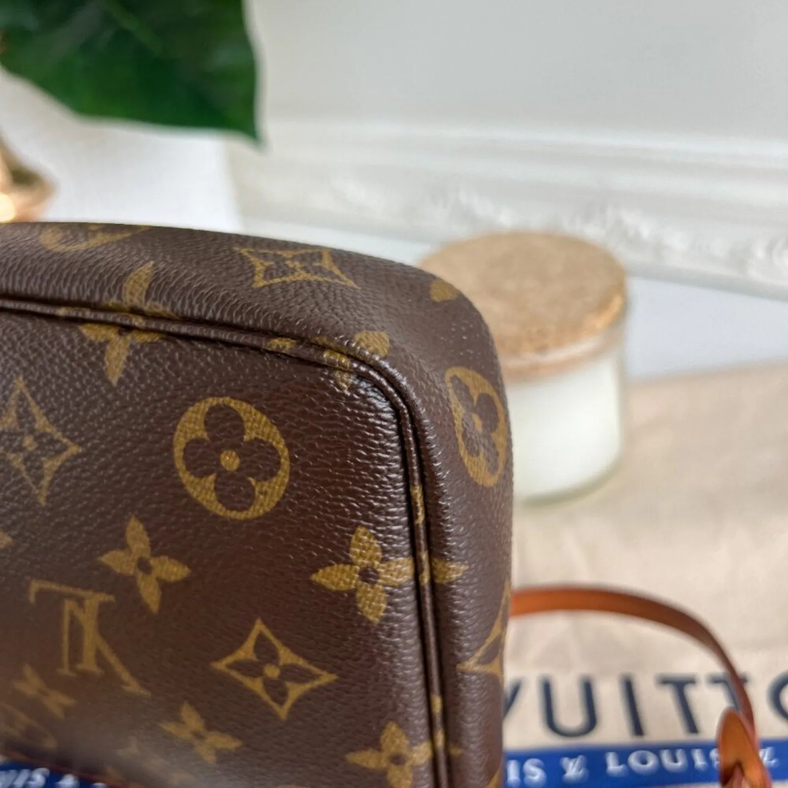 Authentic Louis Vuitton Clutch Pouch Pochette Cherry Monogram Purse Accessories