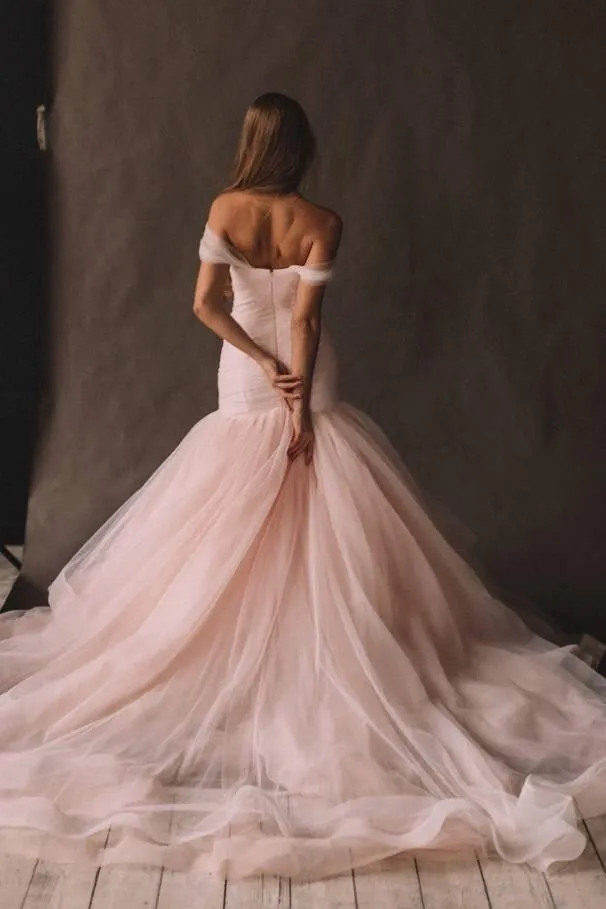 Blush Pink Tulle Wedding Gown Fit&Flare Horsehair Skirt
