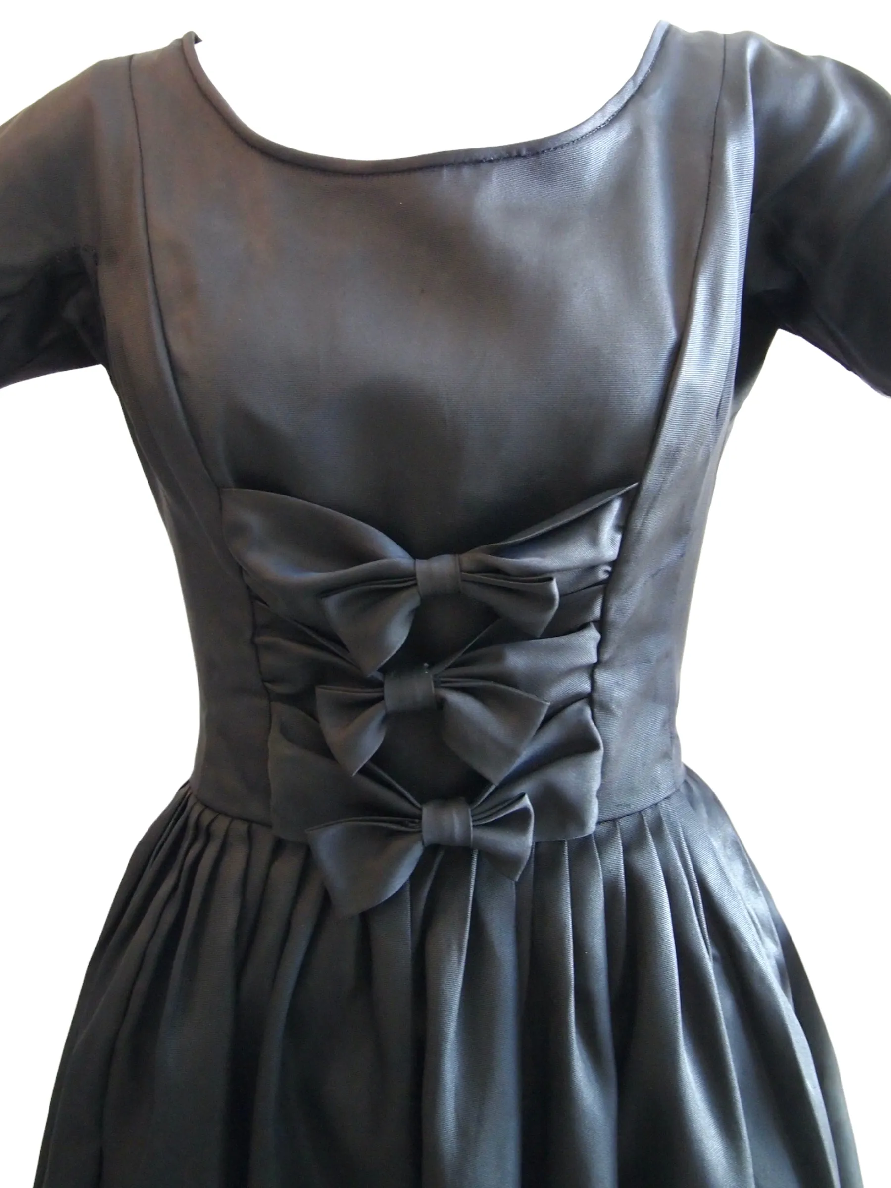 Bow Waisted - 1950s Classic LBD 3/4 Sleeve Black