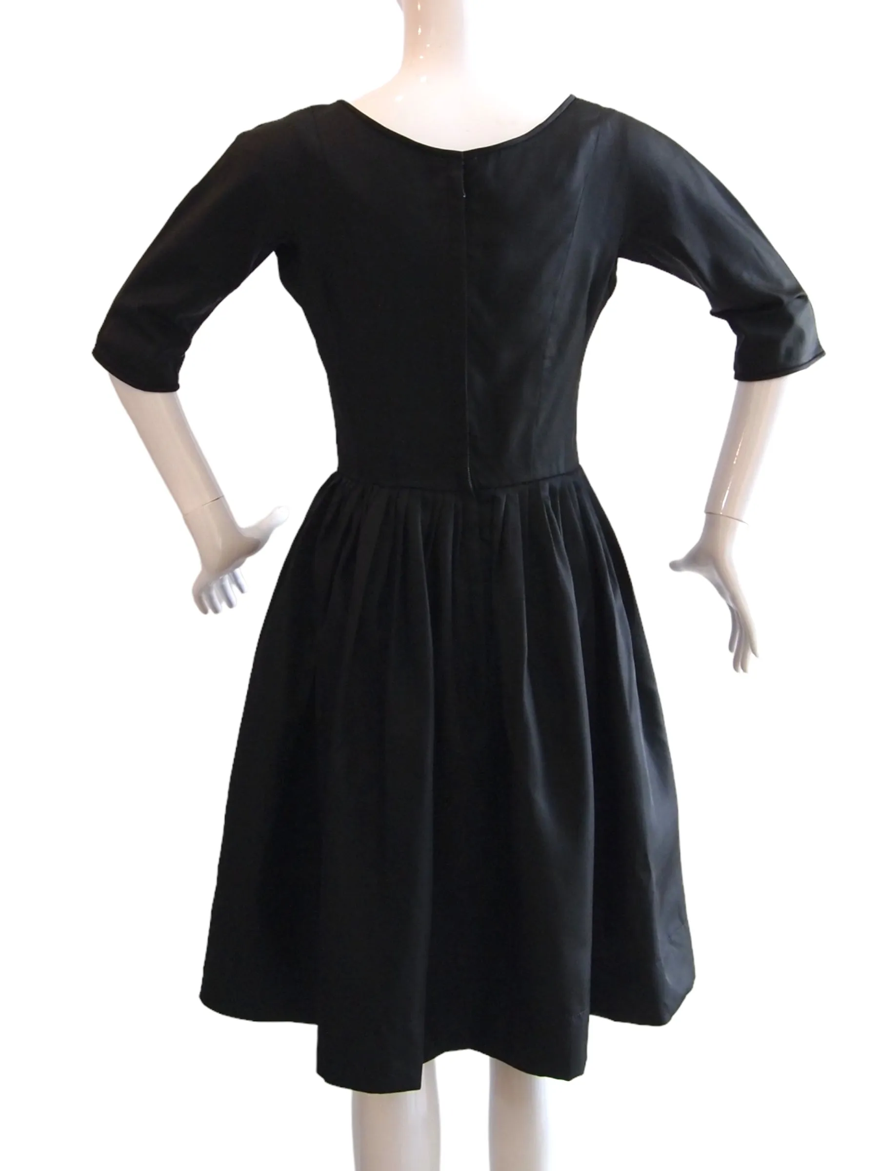 Bow Waisted - 1950s Classic LBD 3/4 Sleeve Black