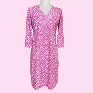 Brisbane V-Neck Dress in Tiki Bar Is Open Pink