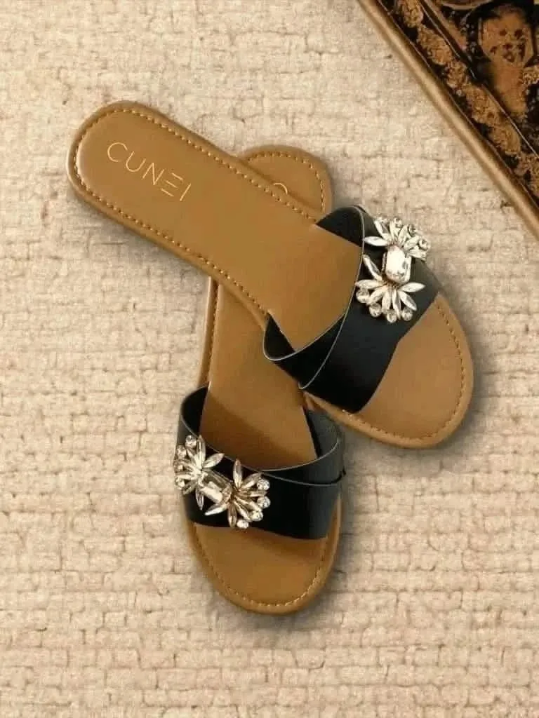 Charcoal Brooch Flats