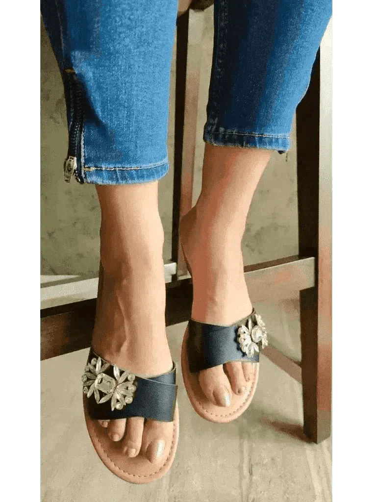 Charcoal Brooch Flats