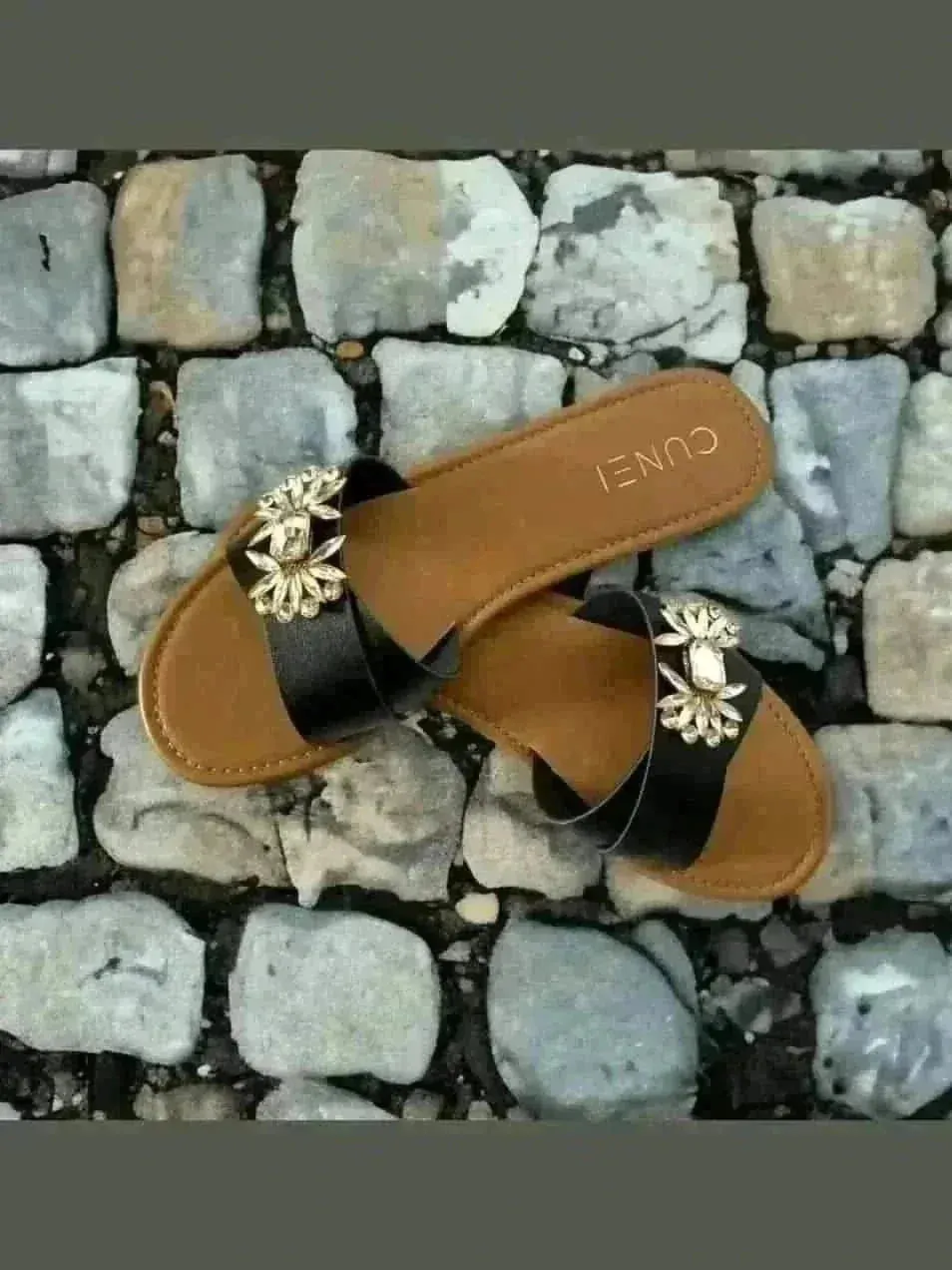 Charcoal Brooch Flats