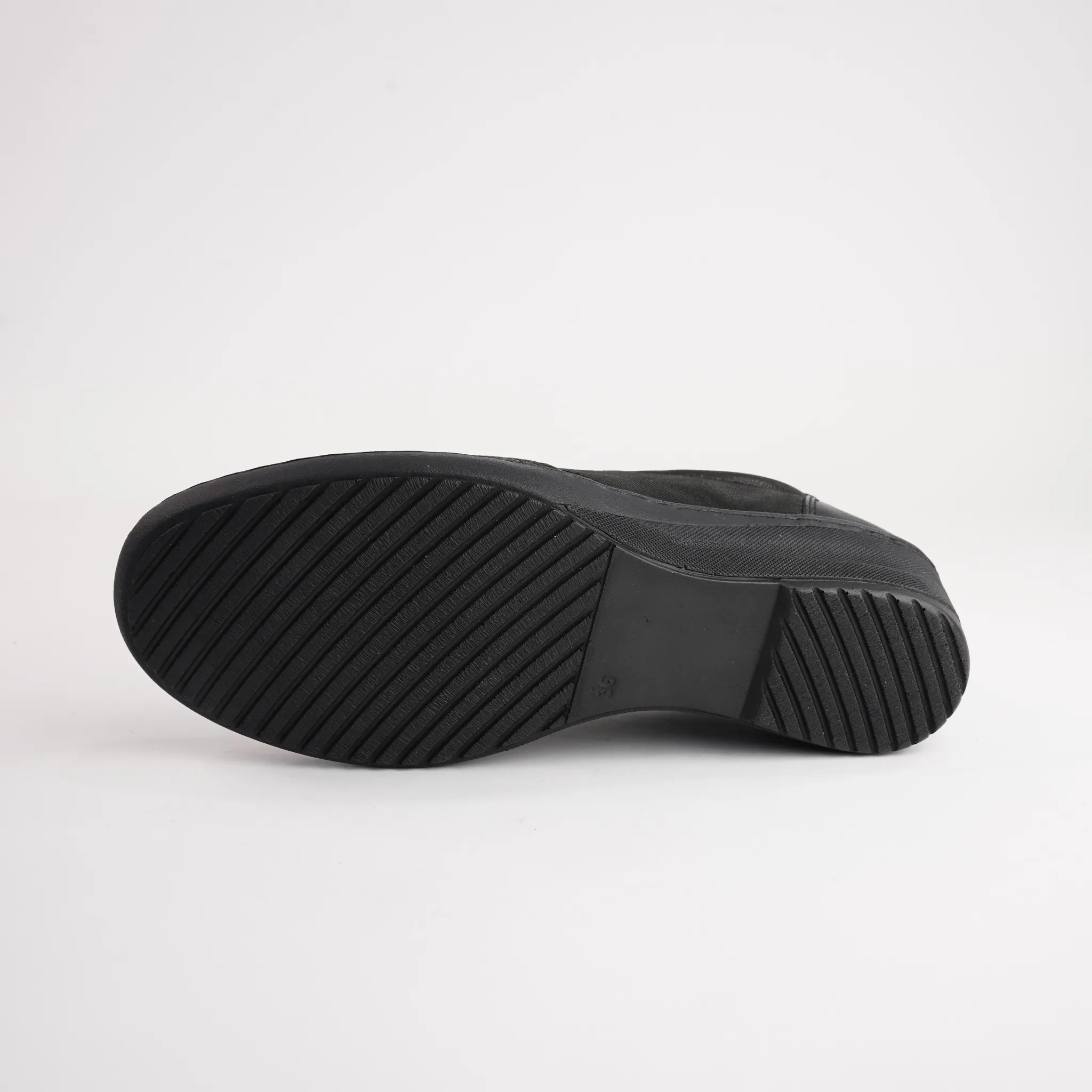 CP461-18 Black Combo Leather Flats