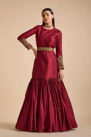 Cuff Gown With Belt