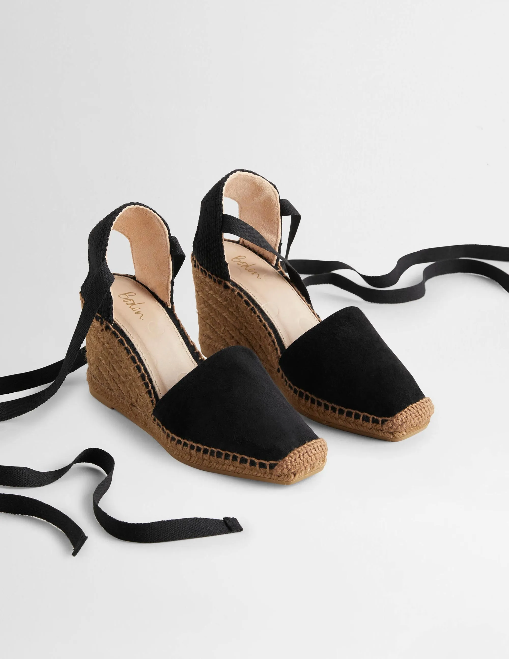Espadrilles mit Keilabsatz und eckiger Zehenpartie-Schwarz