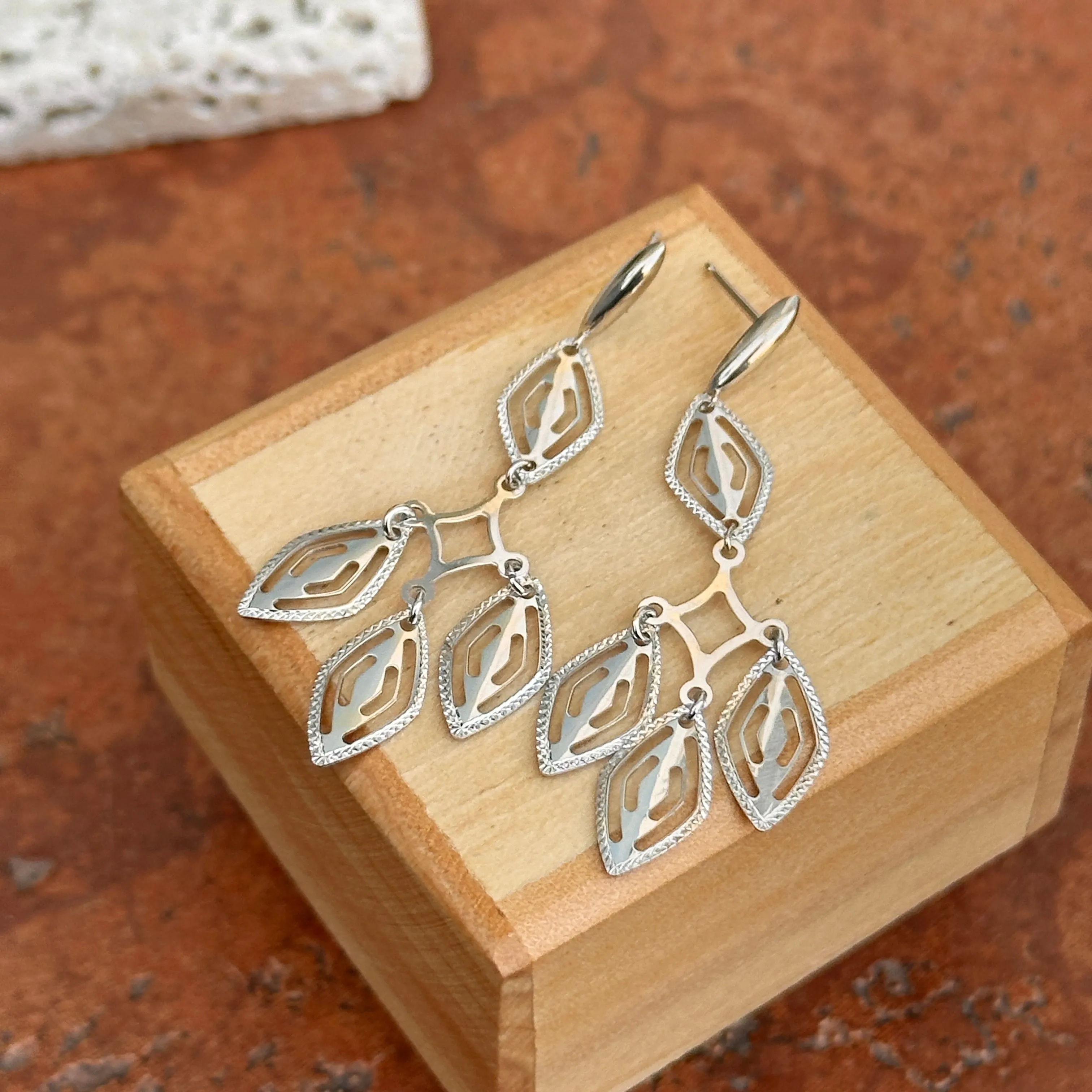 Estate 14KT White Gold Diamond-Cut Chandelier Cutout Earrings Dangle Drop