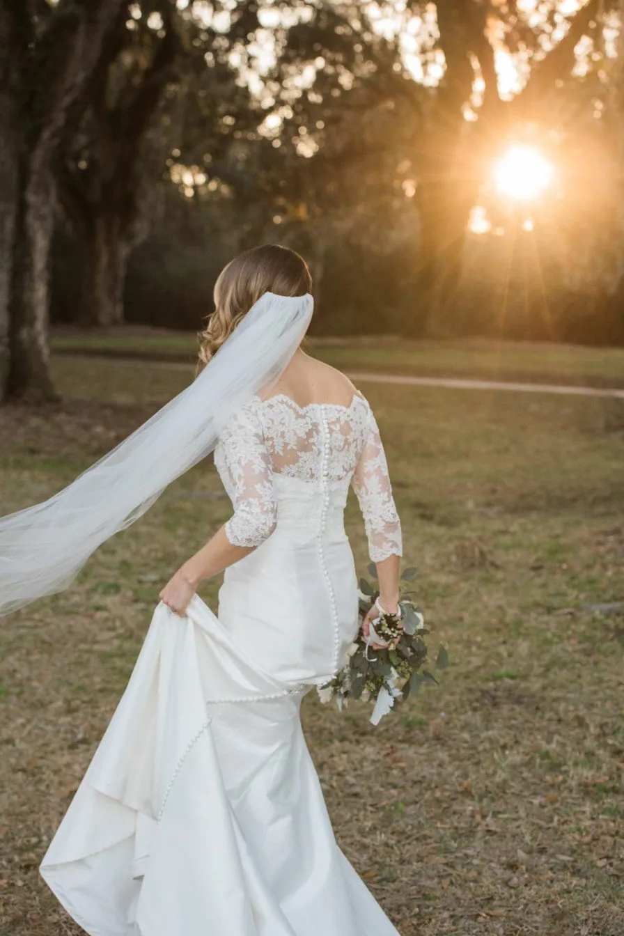 Fit&Flare Off-the-shoulder Wedding Gown with Scalloped Lace Sleeves