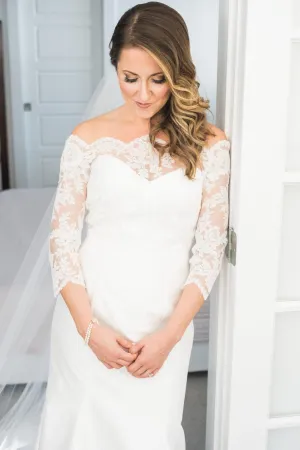 Fit&Flare Off-the-shoulder Wedding Gown with Scalloped Lace Sleeves
