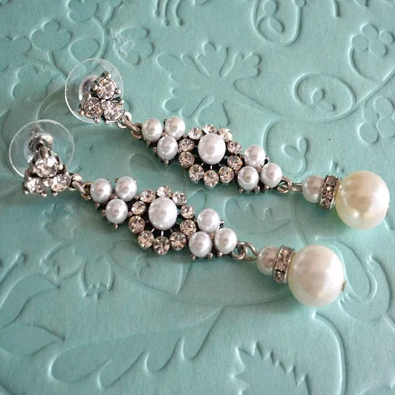 Floral Crystal Pearl Chandelier Earrings, Crystal Bridal Pearl Earrings, Rhinestone Dangle Wedding Earrings, Vintage Style Bridal Earrings