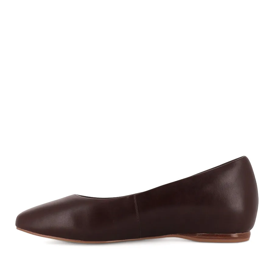 GIANNA - CHESTNUT LEATHER