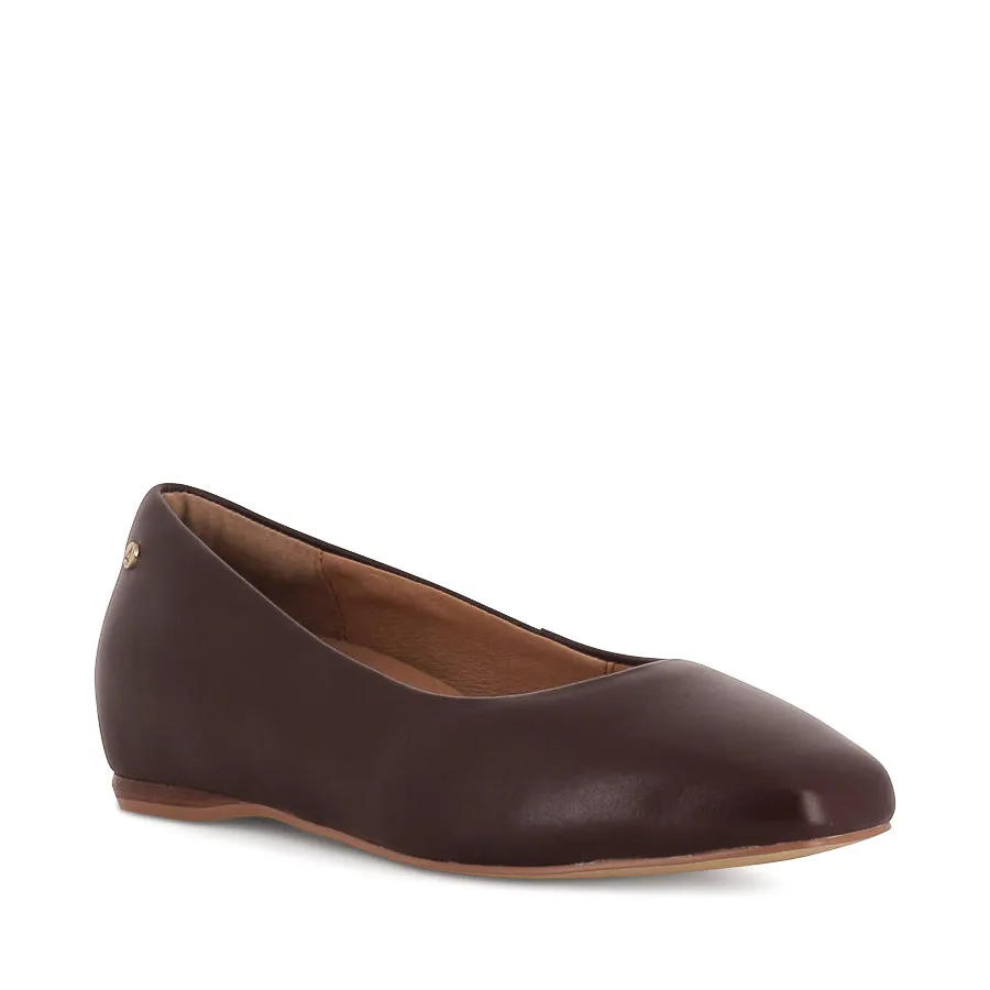 GIANNA - CHESTNUT LEATHER