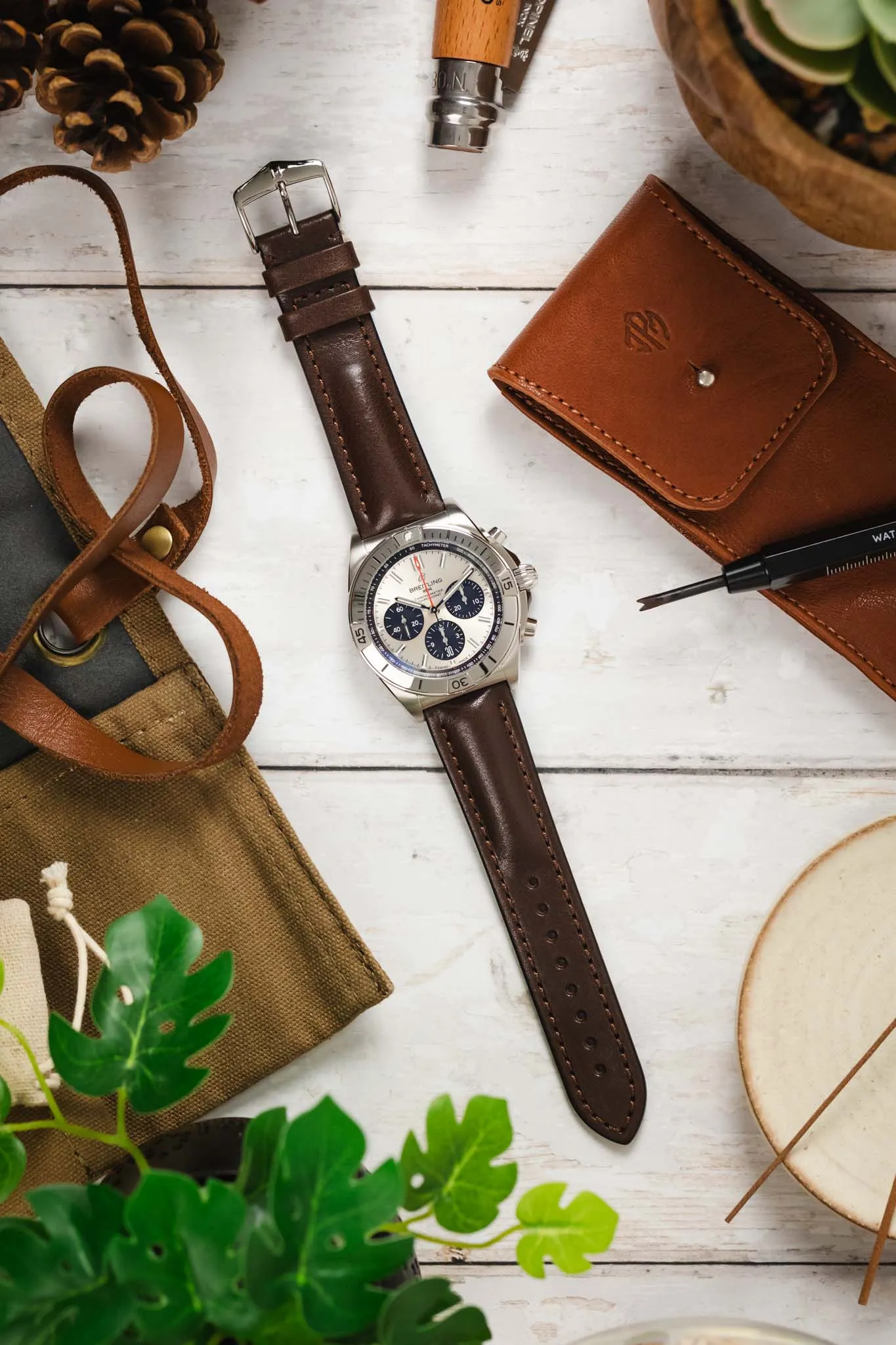 Hirsch LUCCA Tuscan Leather Watch Strap in BROWN