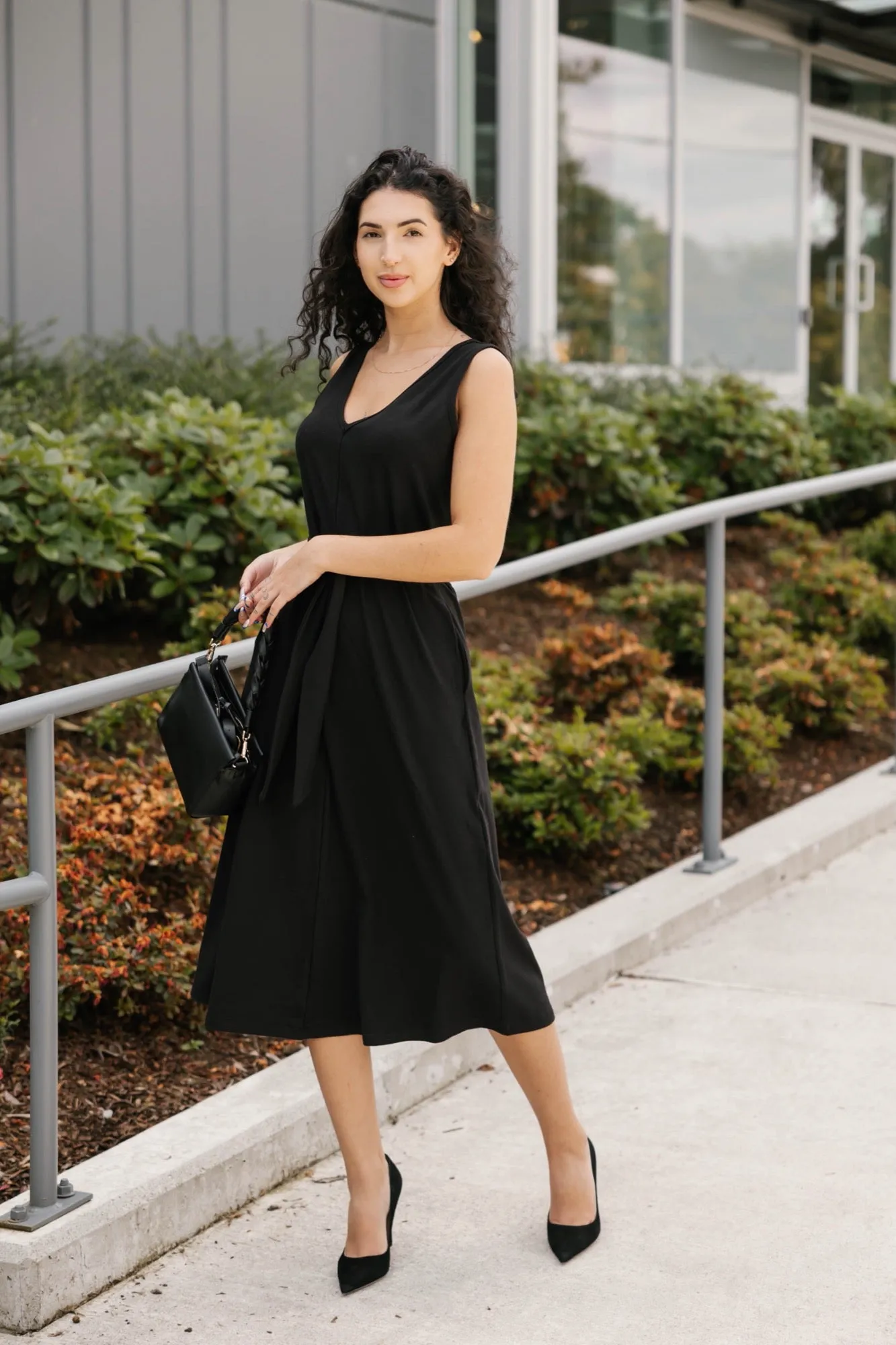 Ivy Midi Dress in Midnight Black