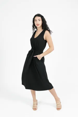 Ivy Midi Dress in Midnight Black