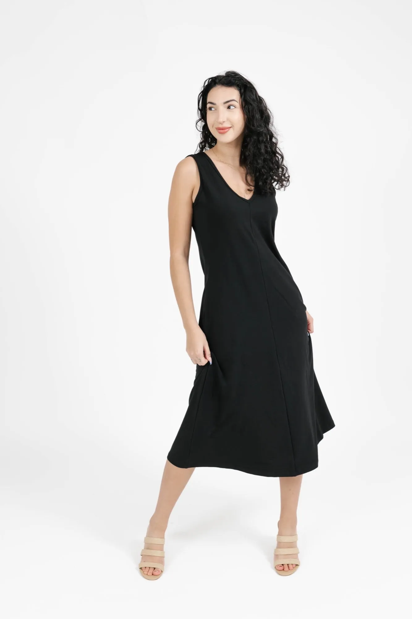 Ivy Midi Dress in Midnight Black