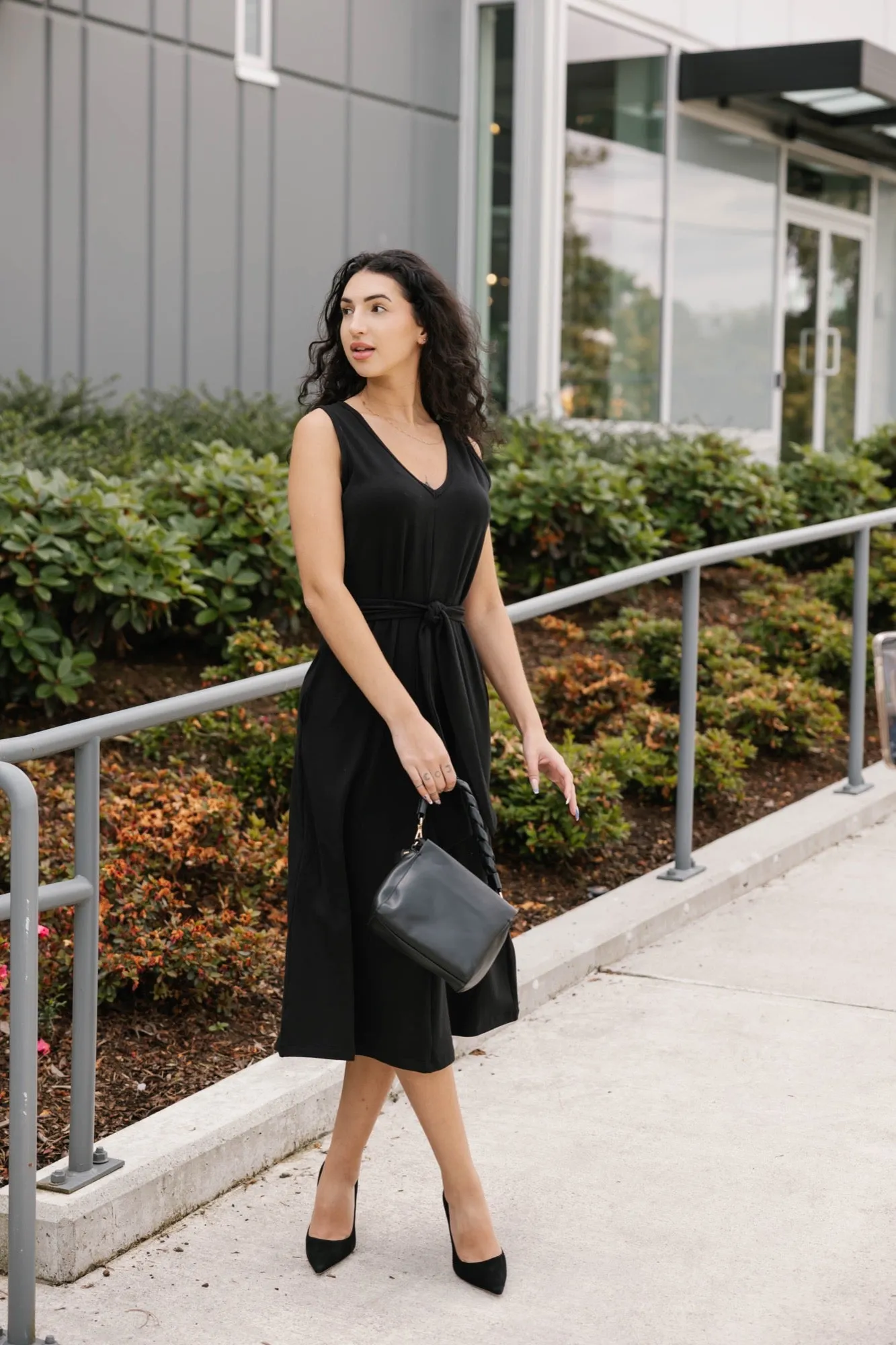 Ivy Midi Dress in Midnight Black