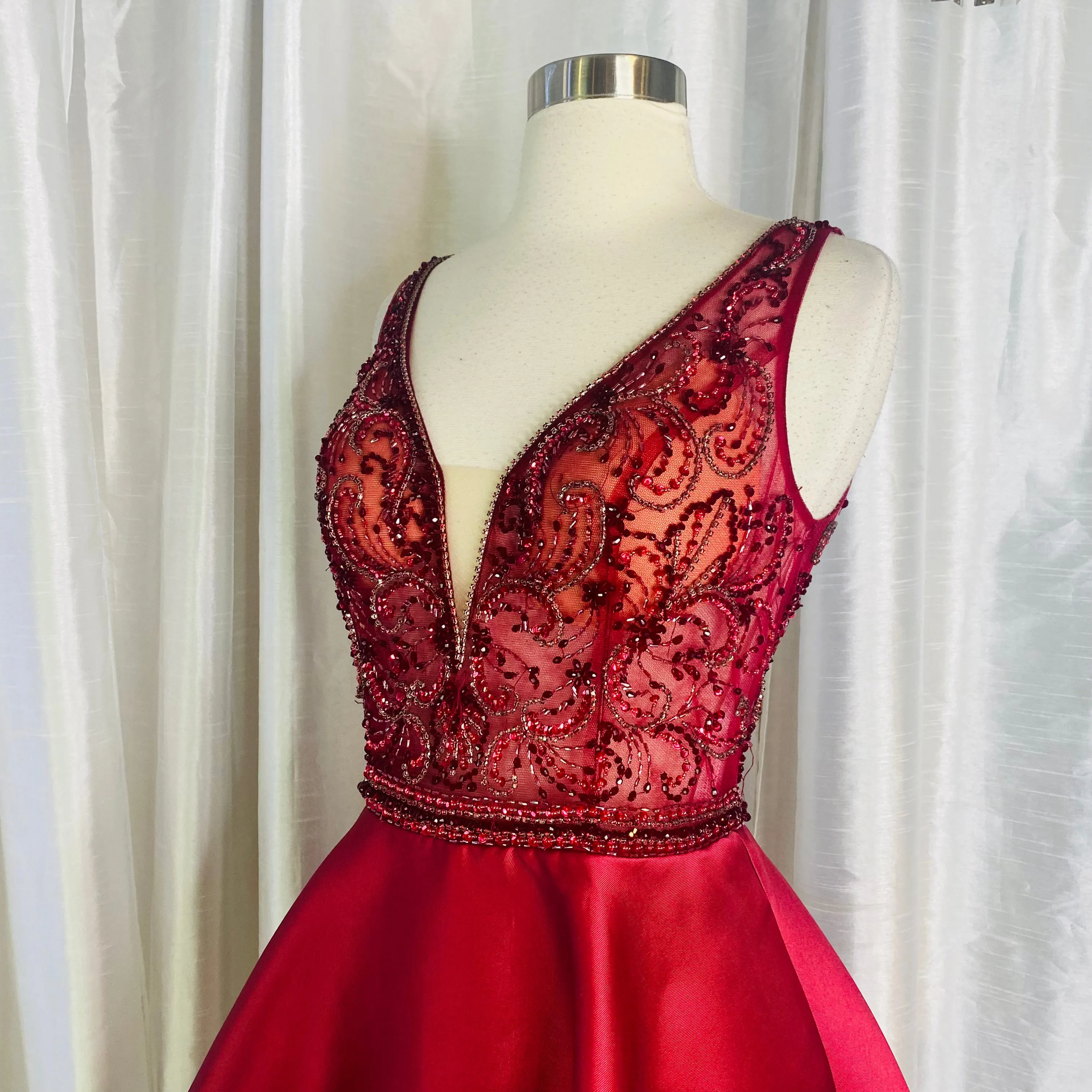 JVN By JOVANI JVN642 Burgundy Fit & Flare Deep V Short Dress Size 8