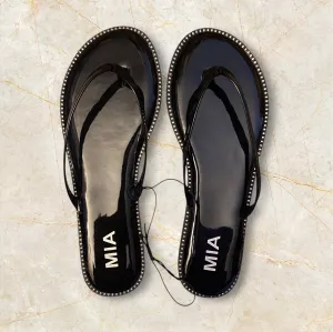 Kenzie Flats