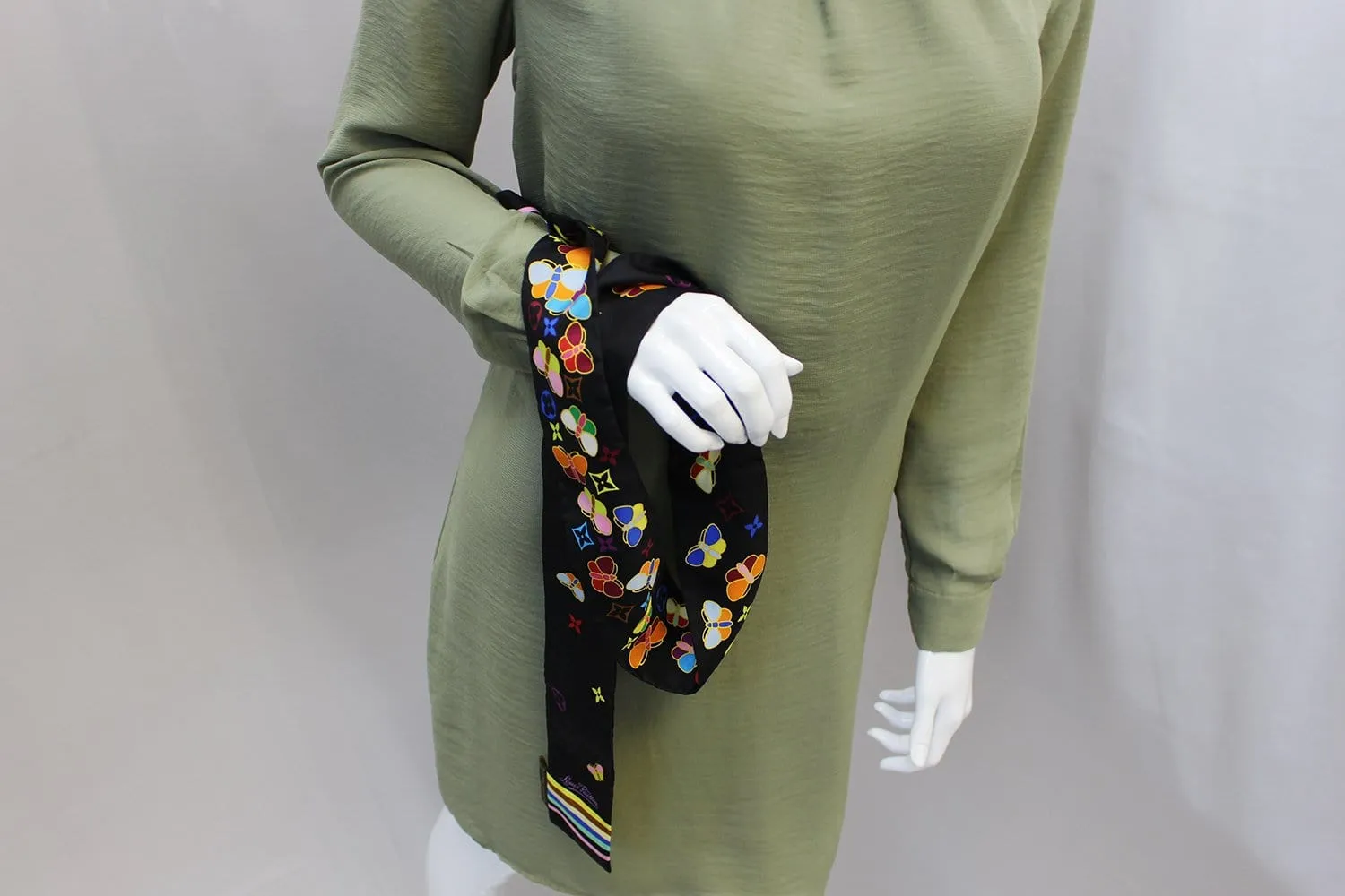 LOUIS VUITTON Black Multicolor Monogram Silk Slim Scarf Bandeau Headband Tie