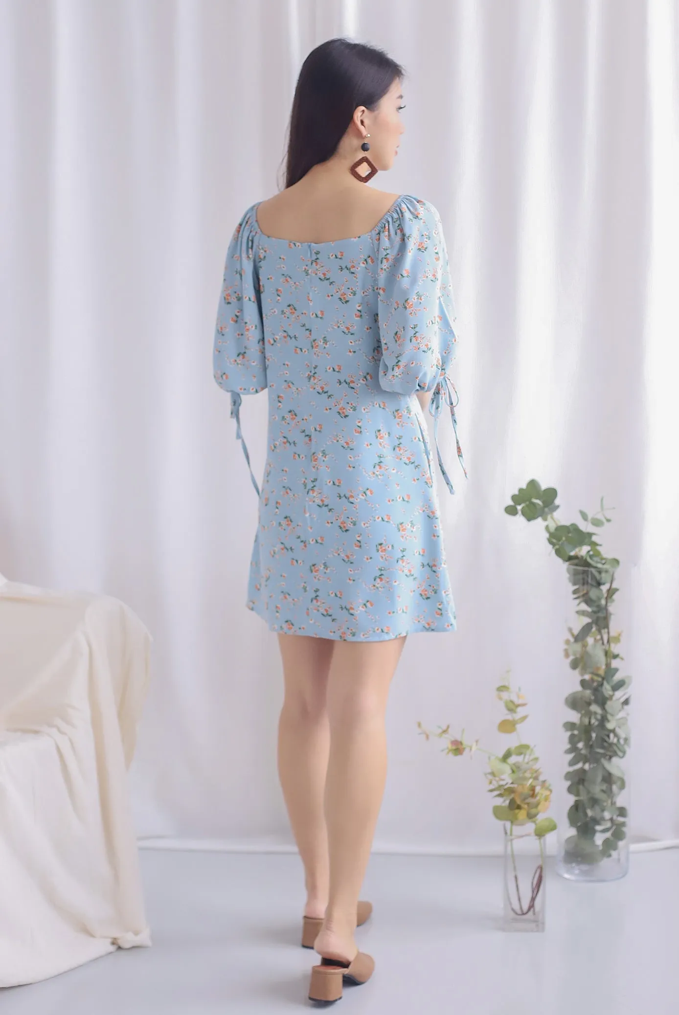 Luciya Tie Sleeve Dress In Sky Floral