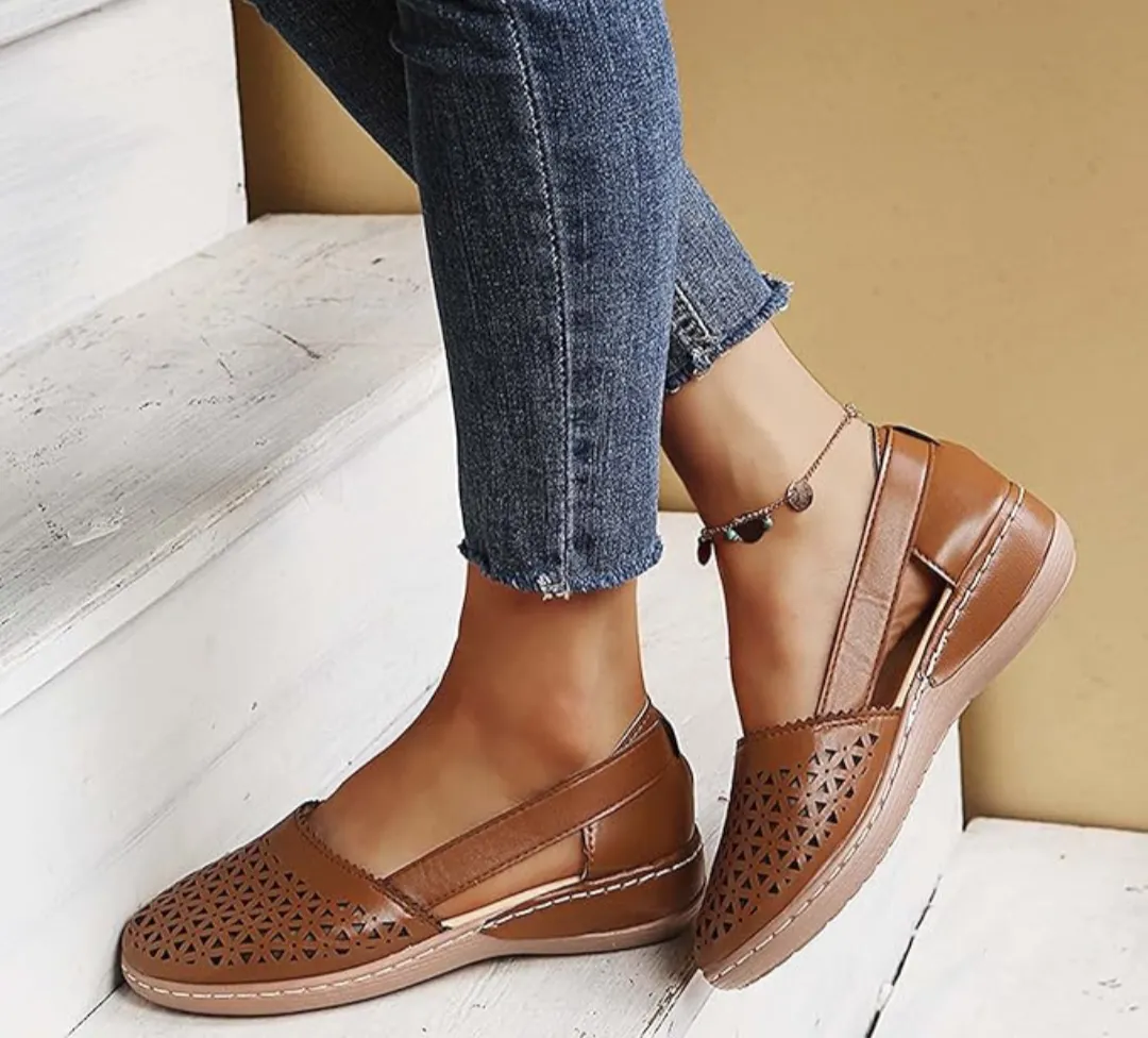Lunaira™ - Lightweight Geometric Flats