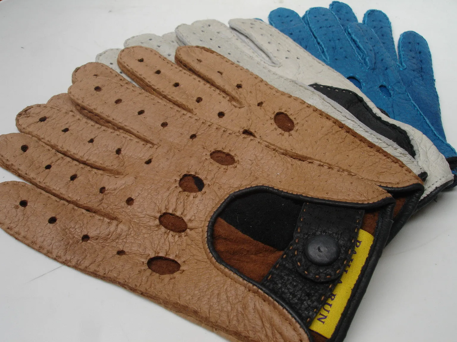 Mens 2-Tone Peccary Leather Driving Gloves
