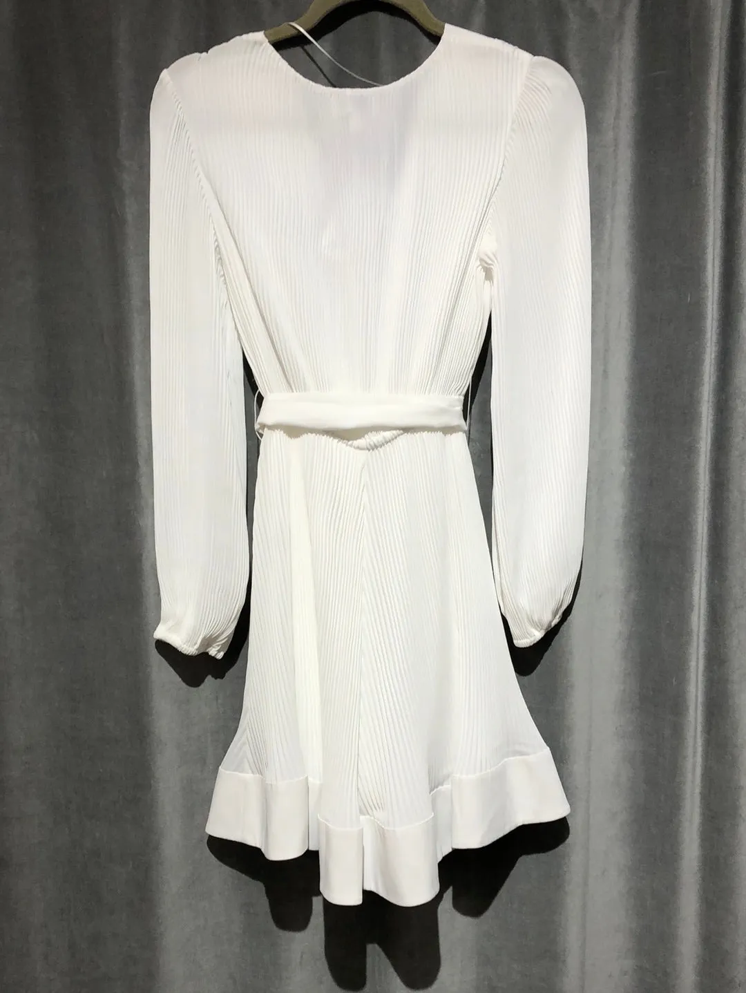 Milly White Long Sleeve V Neck Flare Bottom Dress