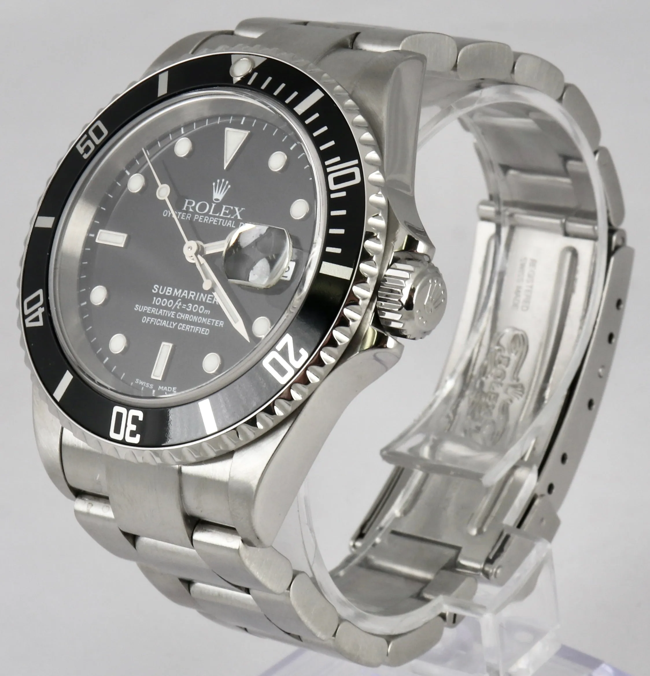 MINT 2002 Rolex Submariner Date 16610 SEL Stainless Black Ceramic 40mm Watch