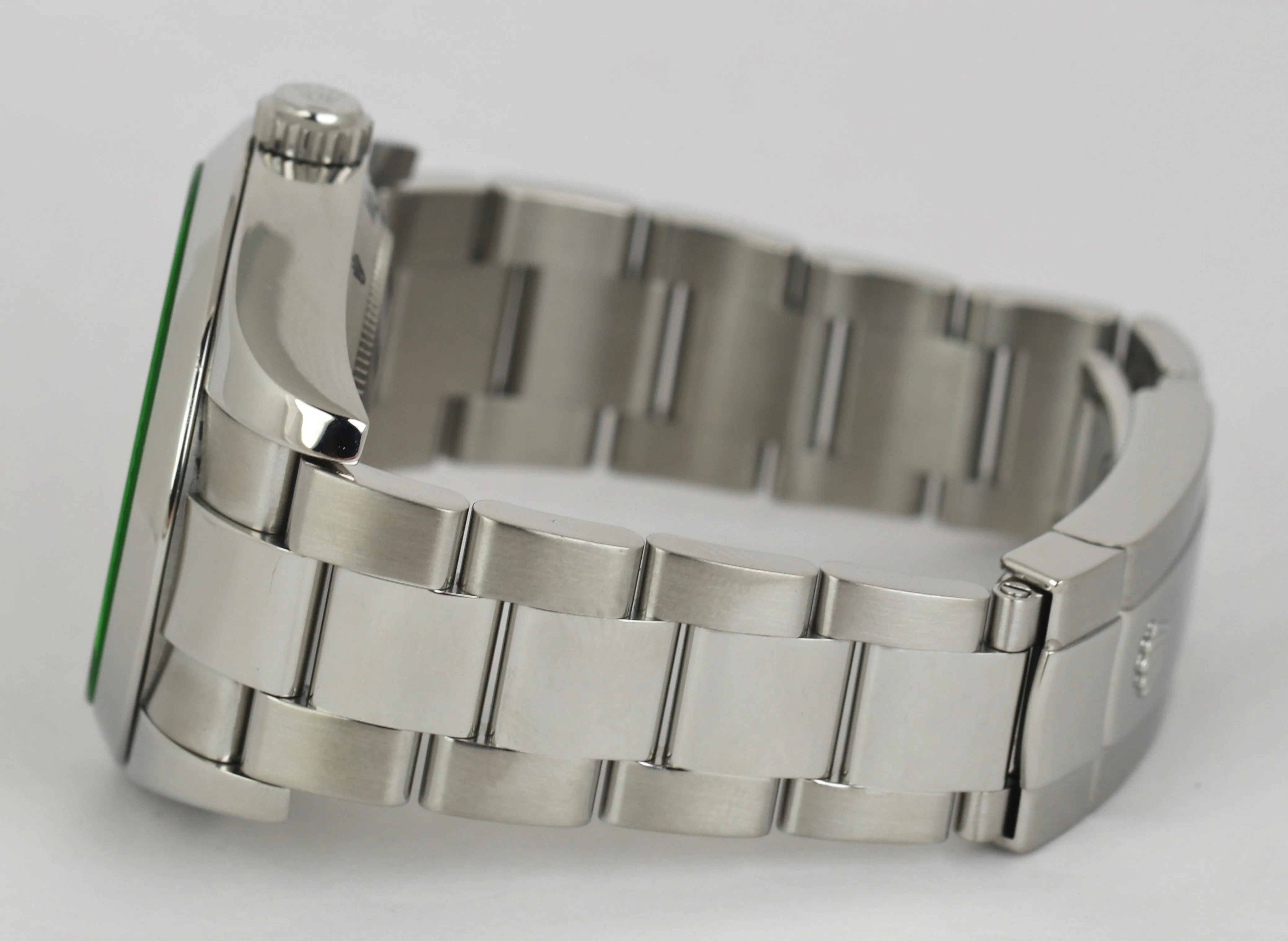 MINT Rolex Milgauss Green Black Orange 116400 GV V 40mm Stainless Steel Watch
