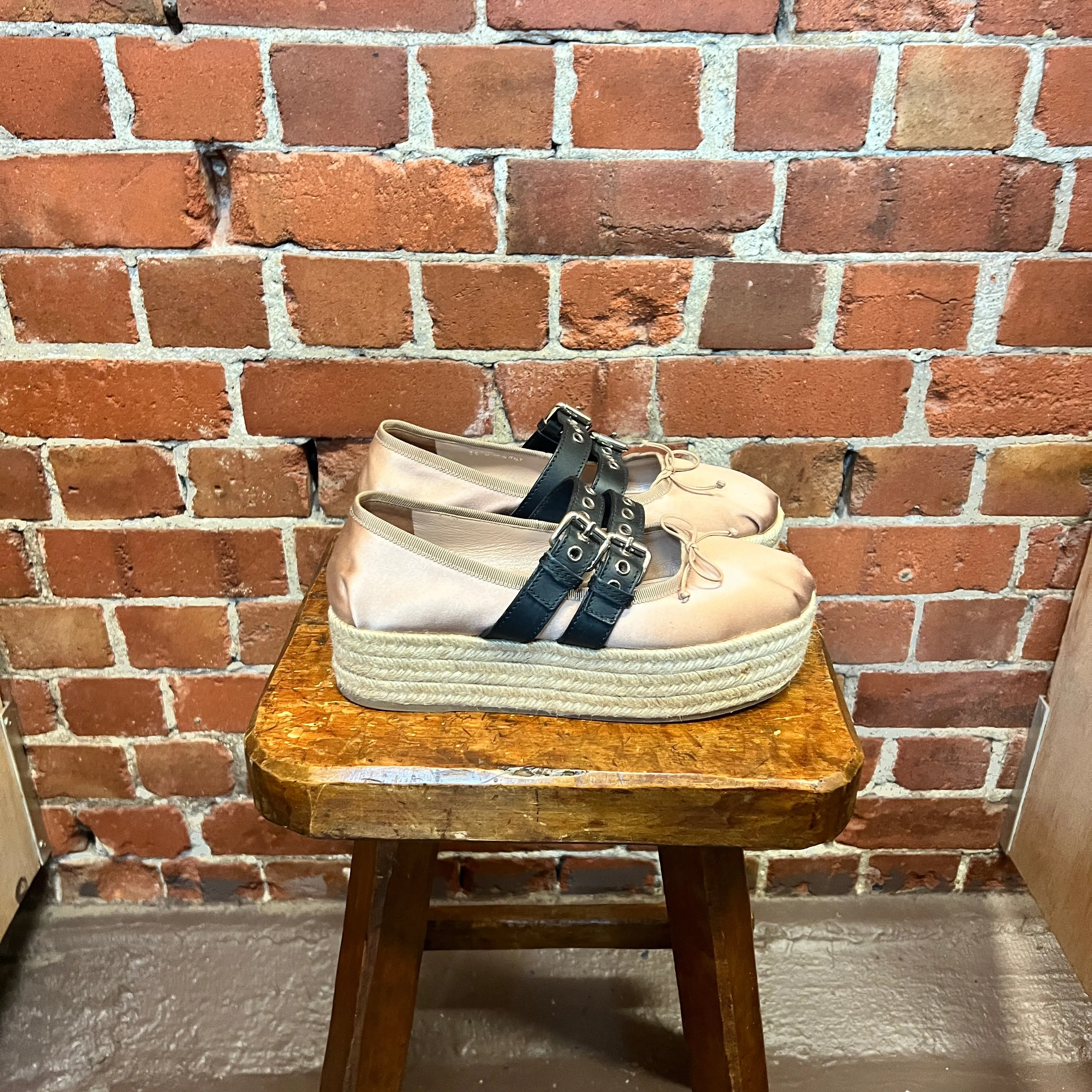 MIU MIU  satin ballet flats double buckle 39