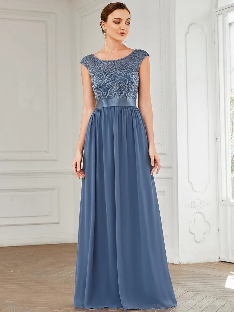 Robe de demoiselle d'honneur longue en dentelle sans manches(Vente finale)