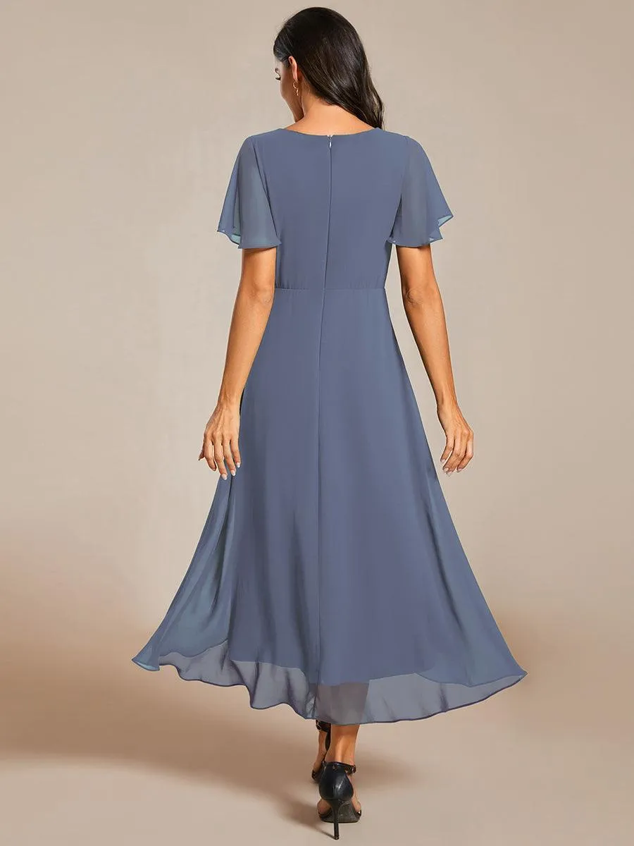 Robe Dinvite De Mariage En Mousseline De Soie Mi-Longue Plissee a Manches a Volants Et Col En V