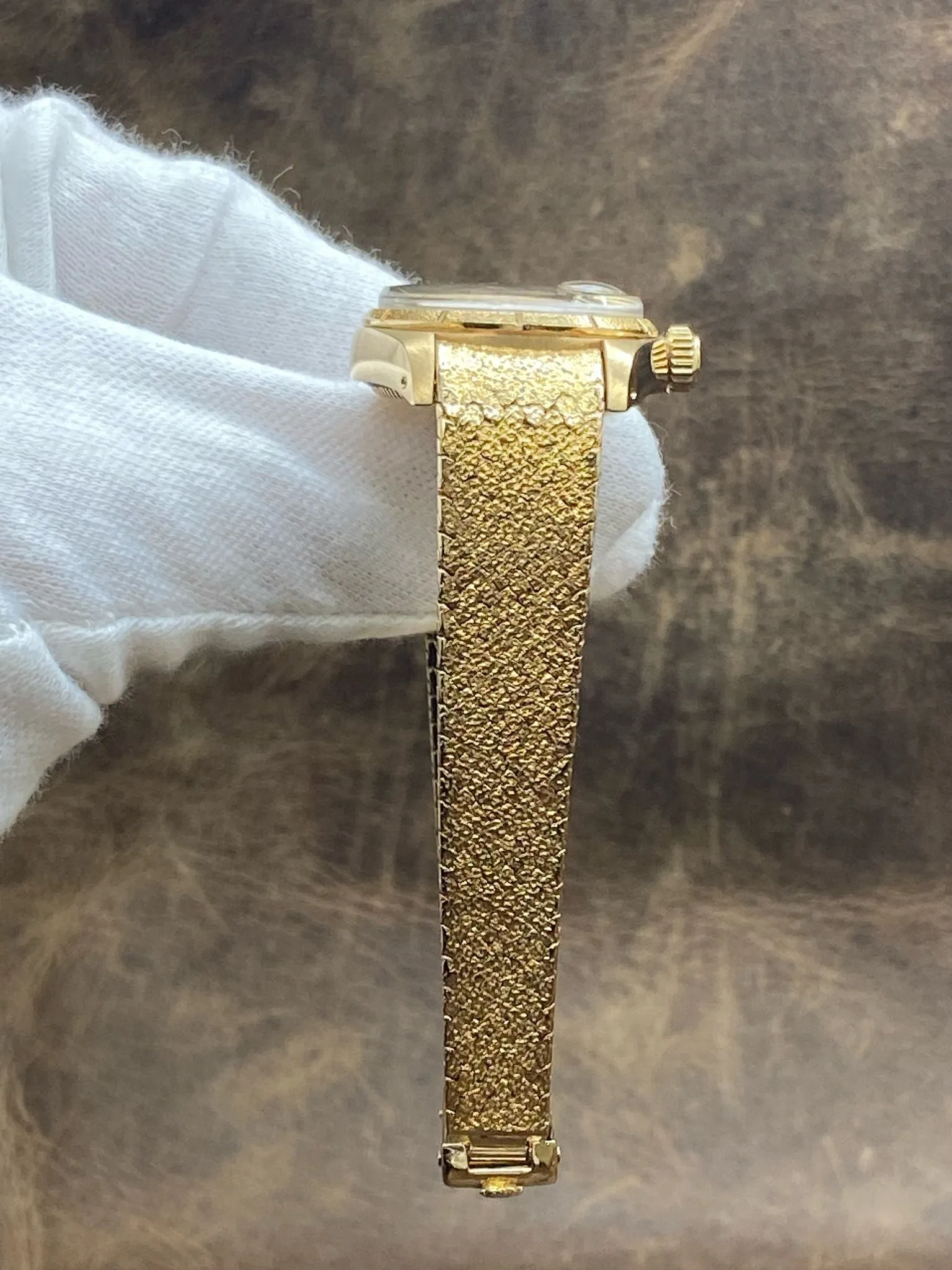 Rolex Datejust 26mm 18K Yellow Gold 6700 Champagne Dial Automatic Women's Watch