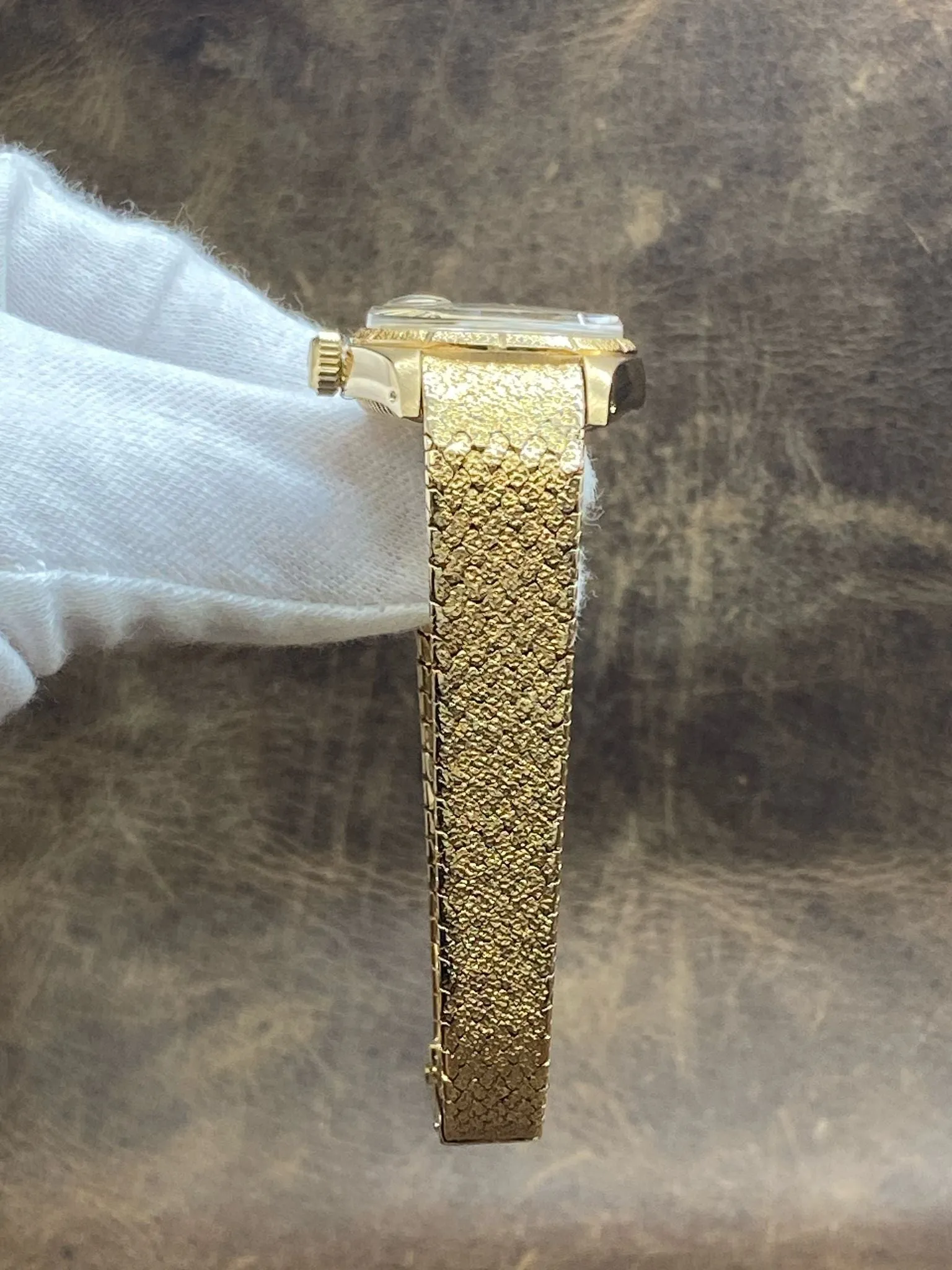 Rolex Datejust 26mm 18K Yellow Gold 6700 Champagne Dial Automatic Women's Watch