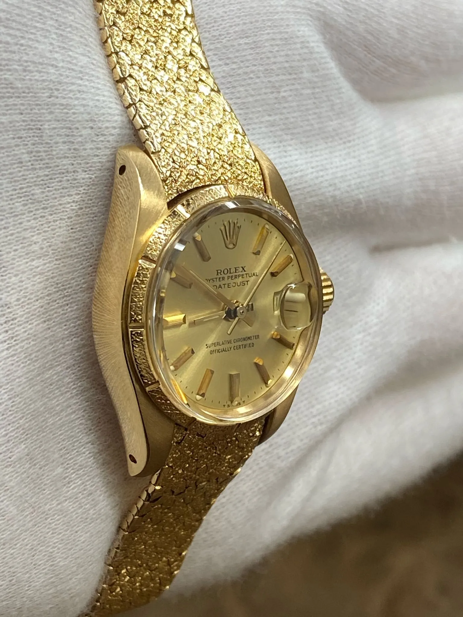 Rolex Datejust 26mm 18K Yellow Gold 6700 Champagne Dial Automatic Women's Watch