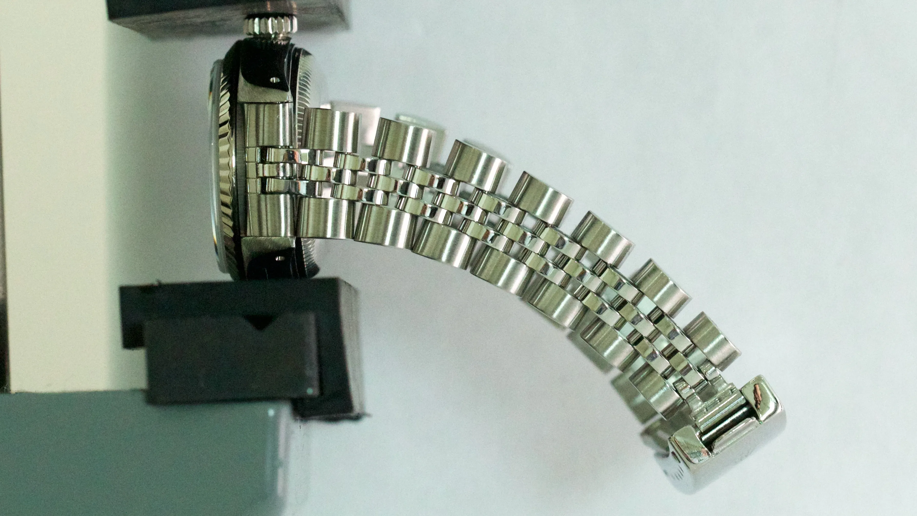 Rolex DateJust 26mm GRAY TAPESTRY 18K White Gold Steel Fluted JUBILEE 69174 BOX