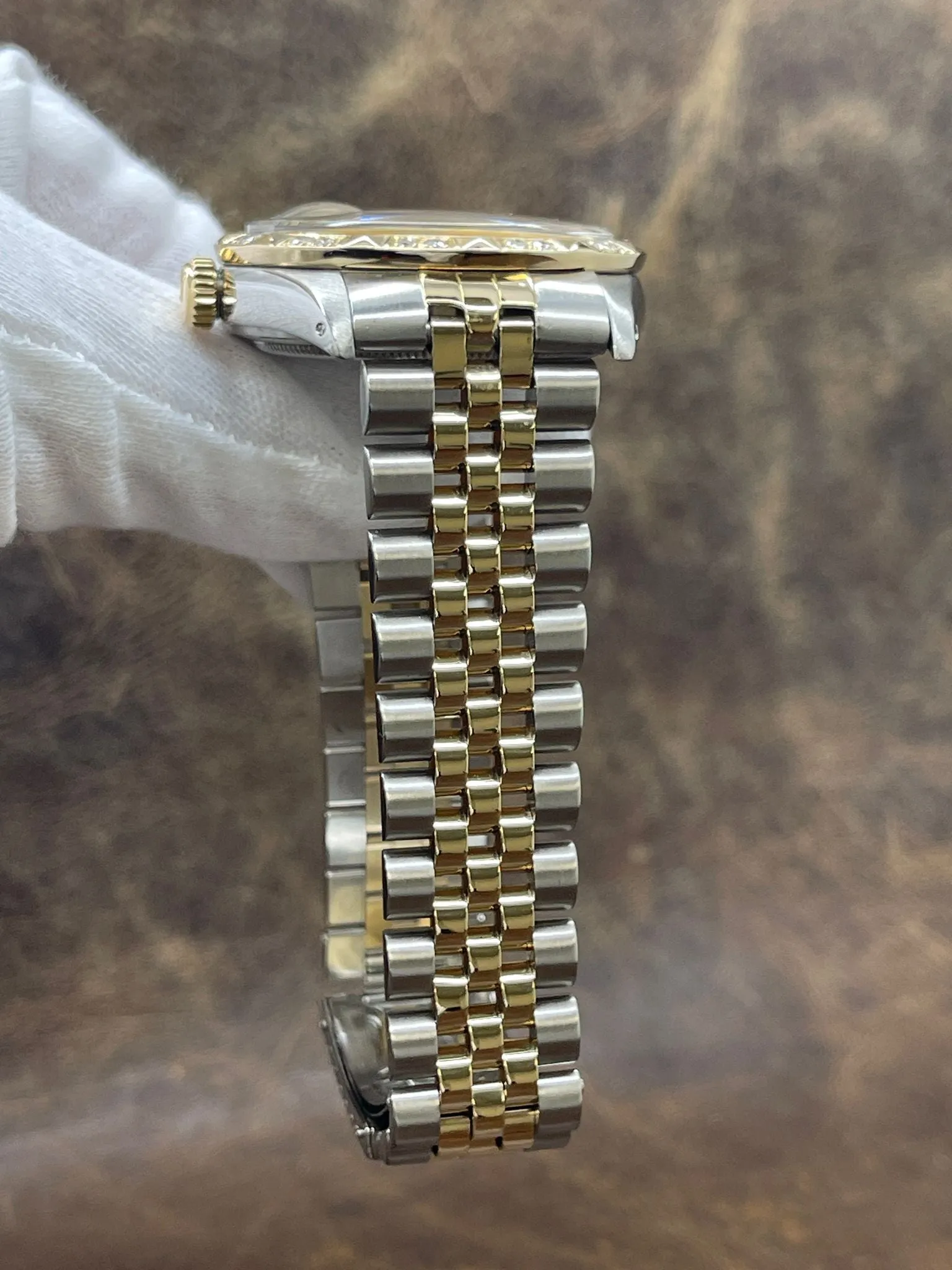 Rolex Datejust 36mm Custom Diamond Bezel 16013 Champagne Dial Automatic Watch