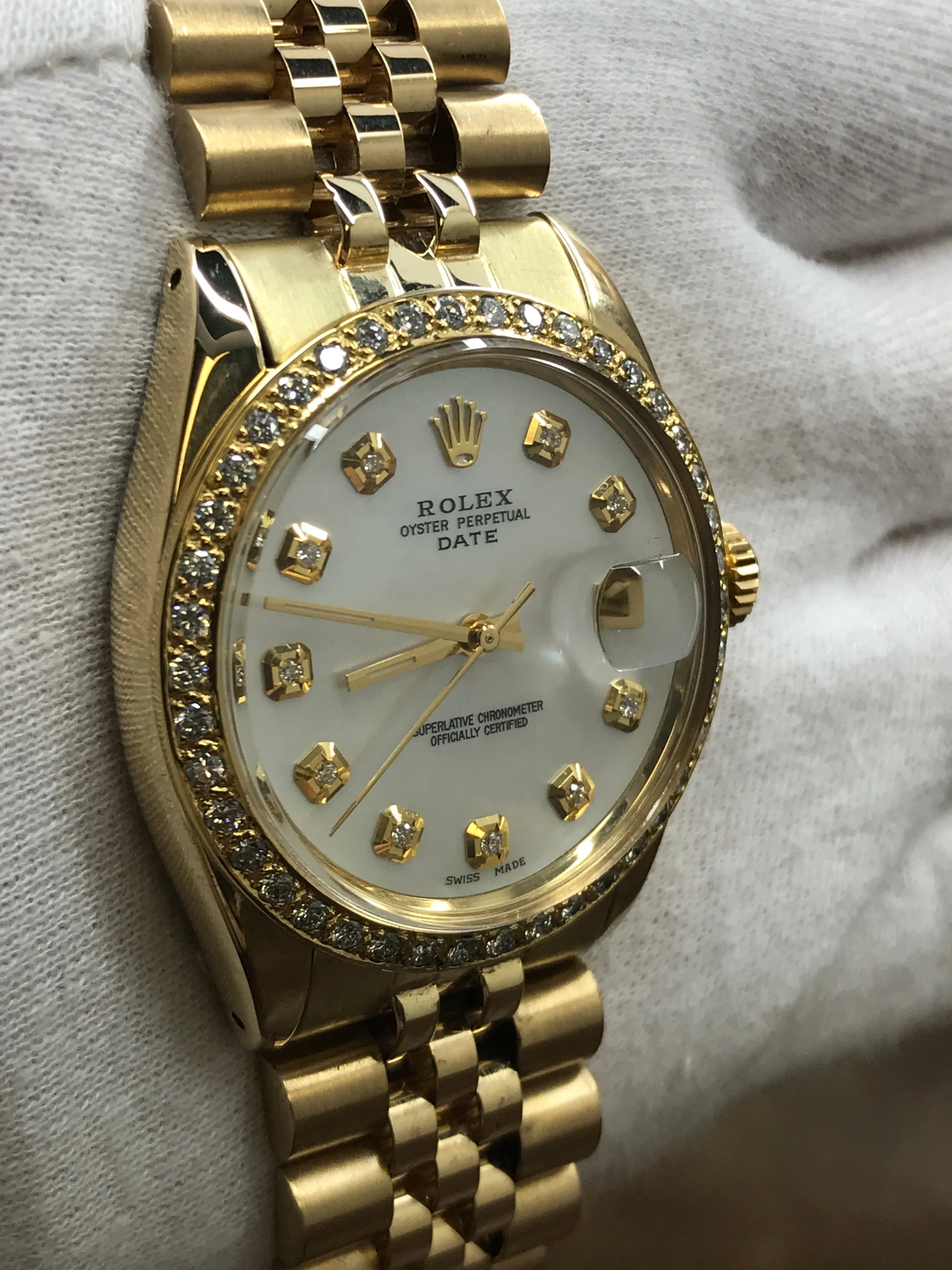 Rolex Oyster Perpetual Date 34mm 1501 Custom MOP Diamond Dial Automatic Watch