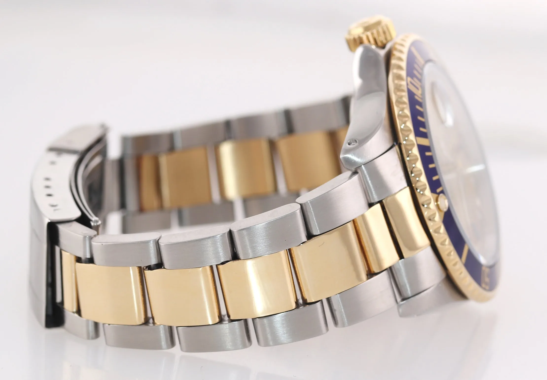 Rolex Submariner 16803 Two Tone Gold Steel Champagne Diamond Watch Box