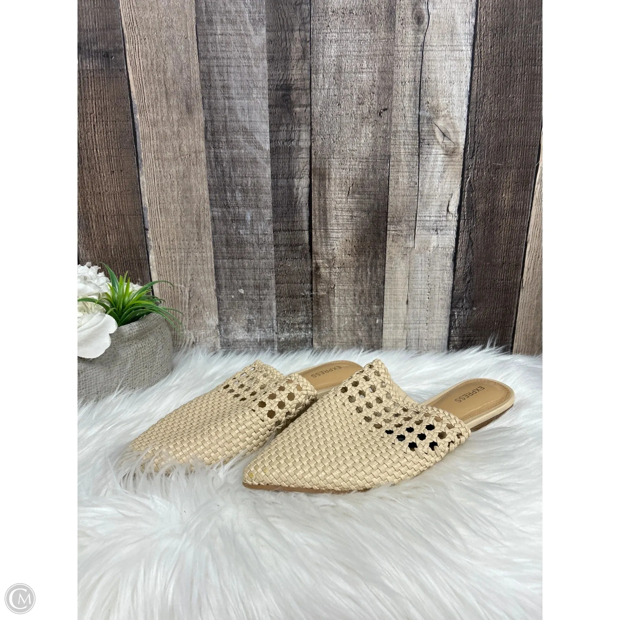 Shoes Flats By Express In Beige, Size: 8