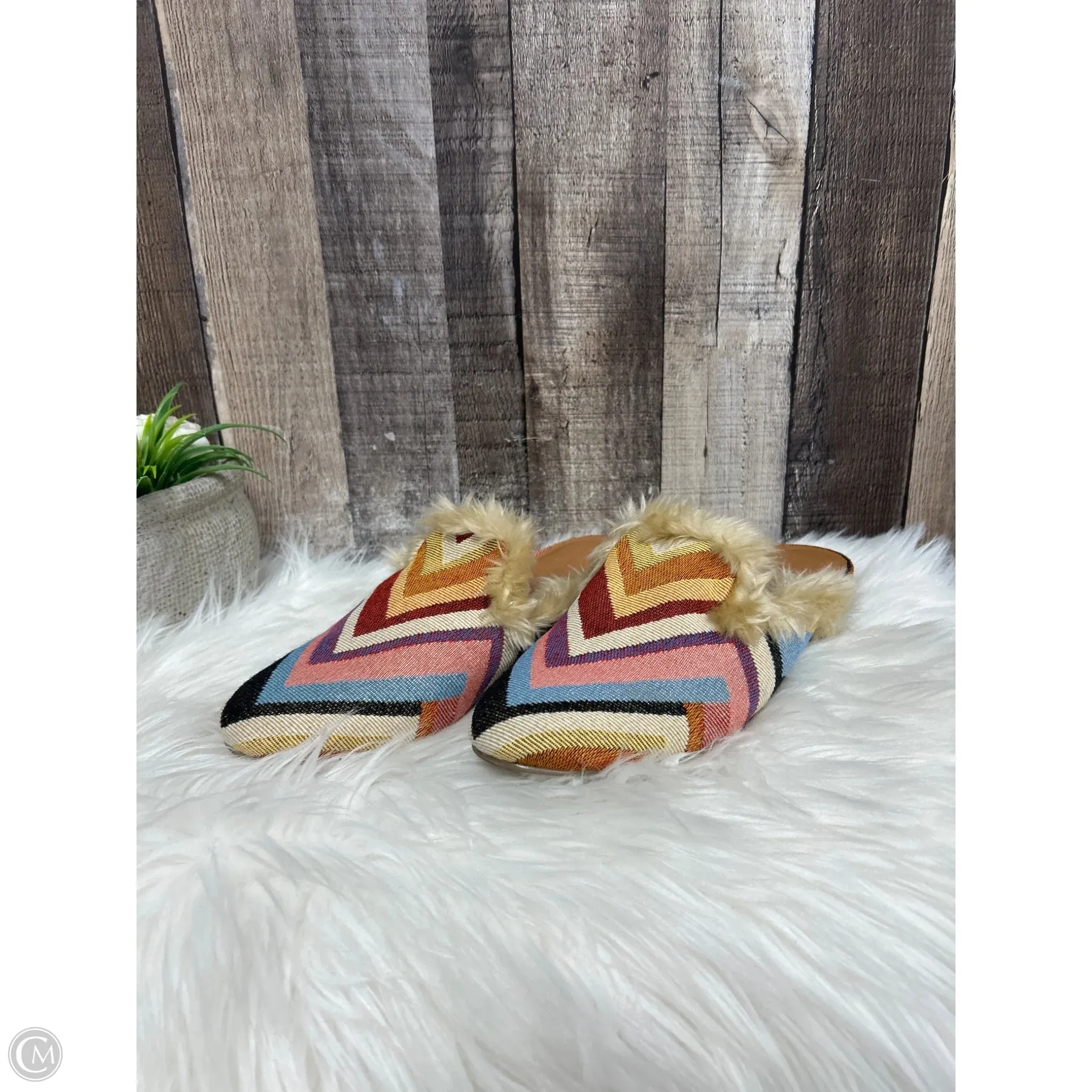 Shoes Flats By Universal Thread In Multi-colored, Size: 7