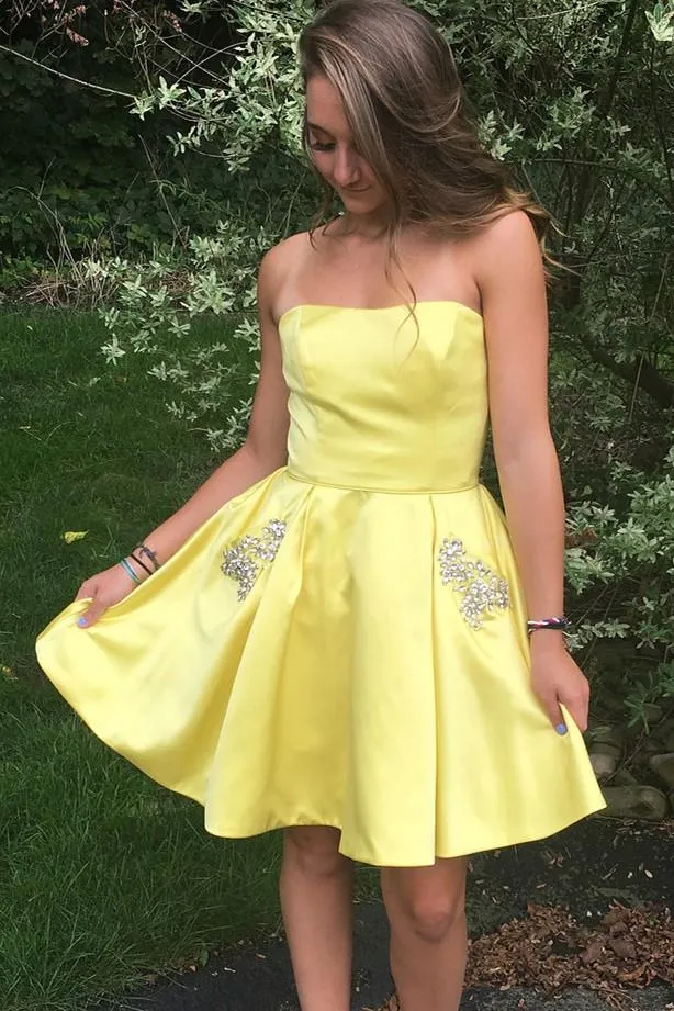 Short Yellow Cocktail Party Gown with Rhinestones Pockets
