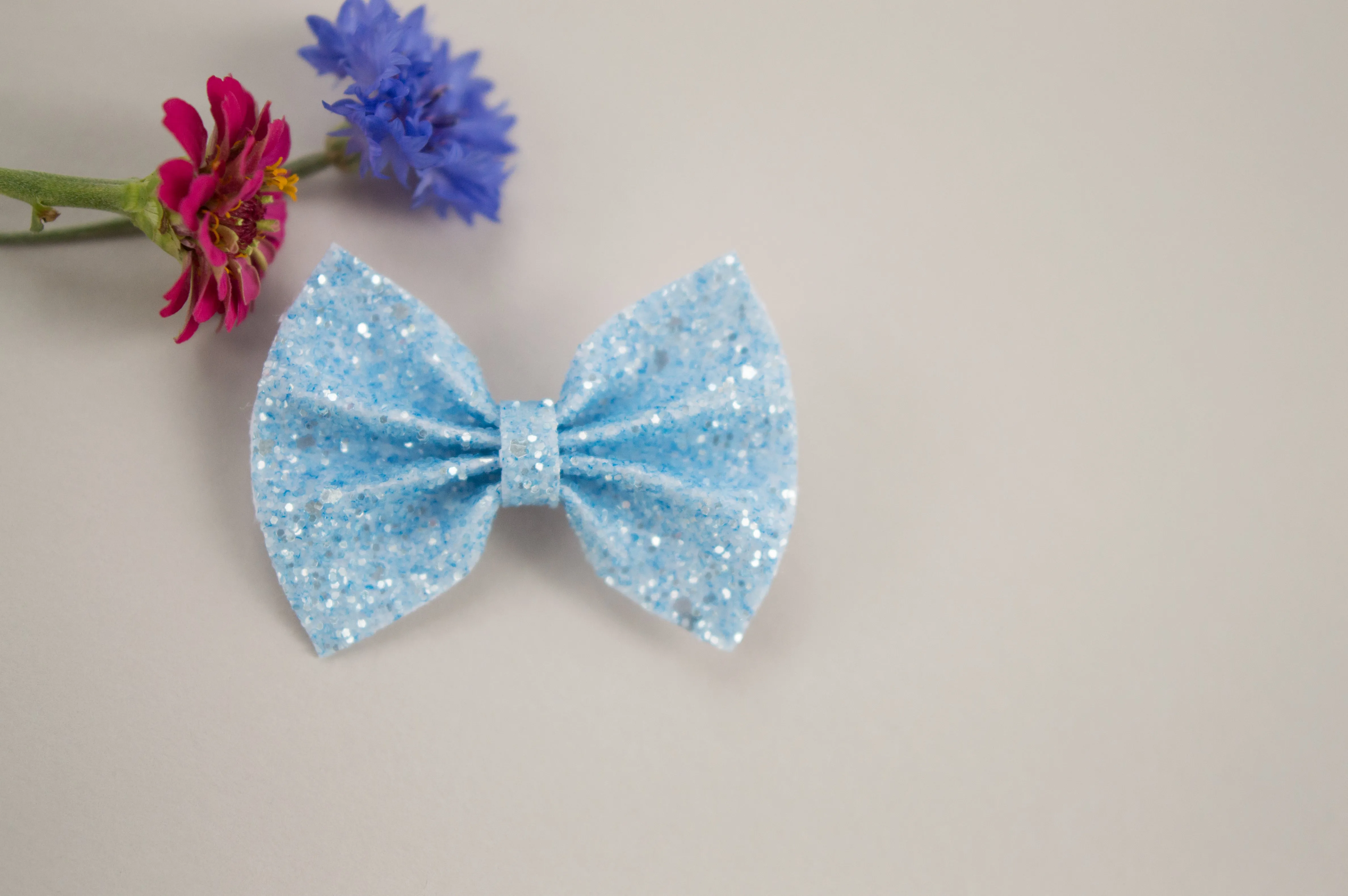 Sky blue sparkle - Aug