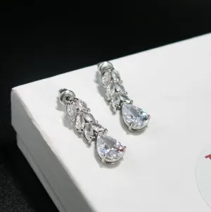 Teardrop Crystal Wedding Earrings, Bridal 14K Gold CZ Diamond Minimalist Wedding Crystal Studs
