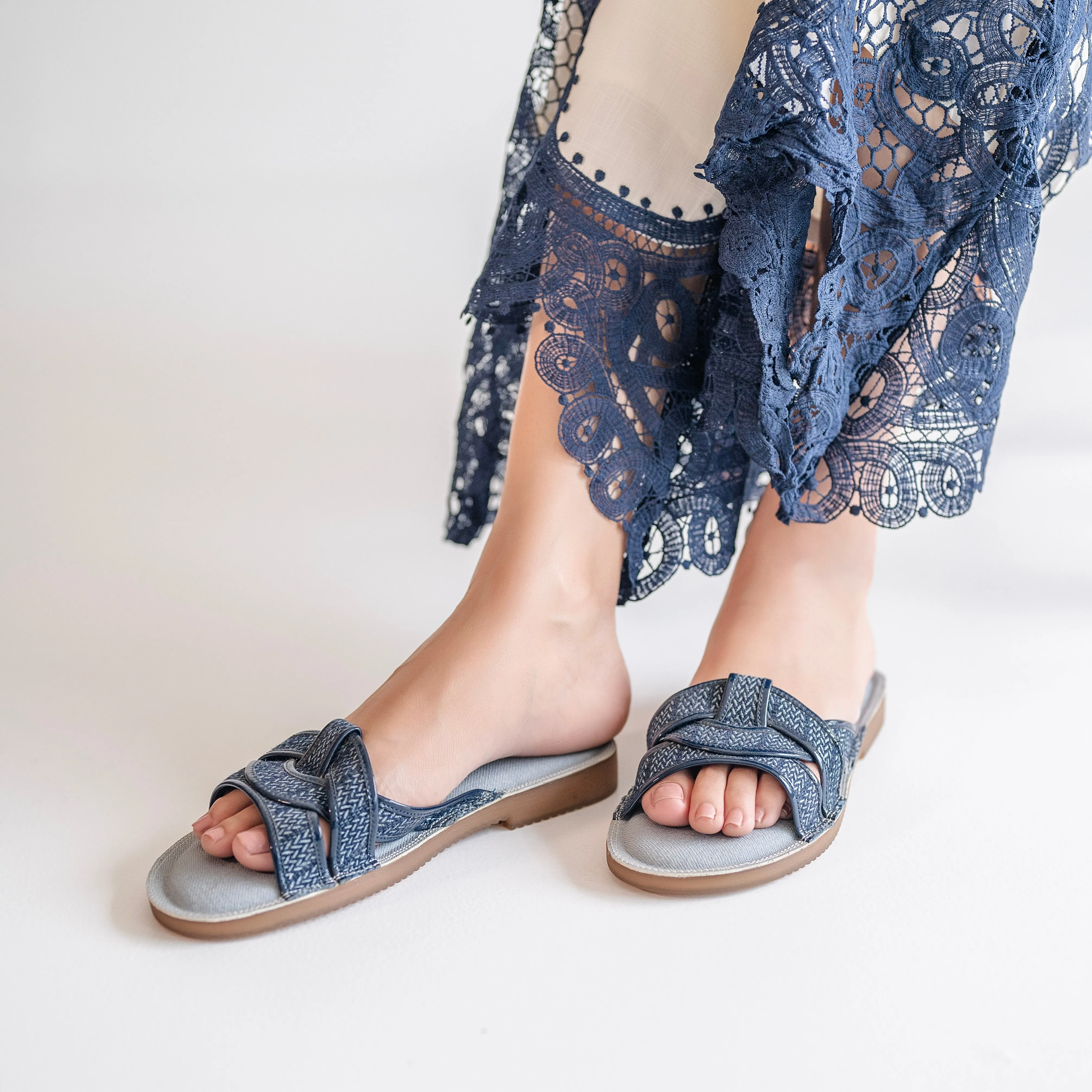 Threaded Patterned Flats